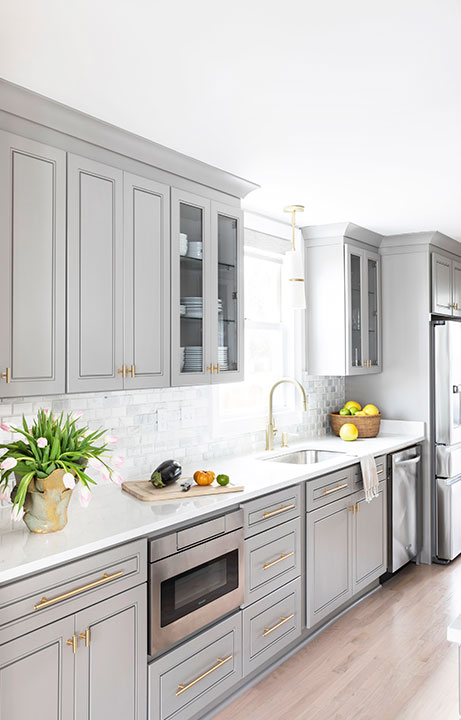 Crisp Light and Airy, Kitchen Design - Valerie Legras Atelier